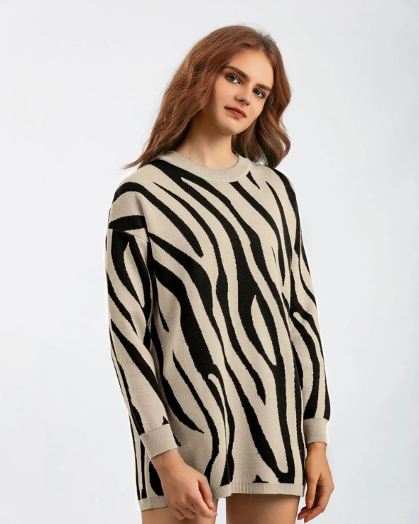 Long zebra sweater